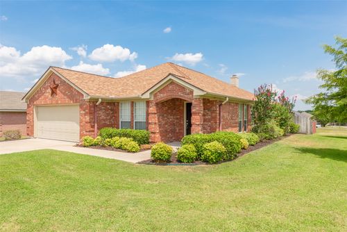 202 Whitestone Way, Weatherford, TX, 76085-3614 | Card Image