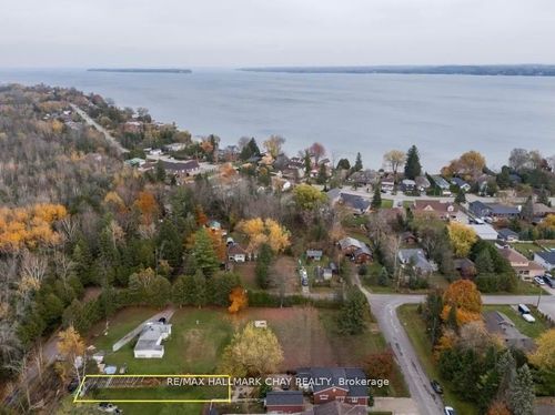 1047b Larch St, Belle Ewart, ON, L0L1W0 | Card Image