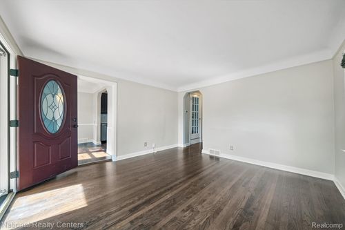 3047 Cummings Ave, Berkley, MI, 48072-1188 | Card Image
