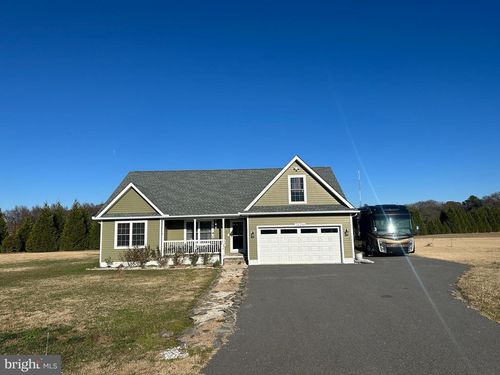 24266 Fox Run, SEAFORD, DE, 19973-8596 | Card Image