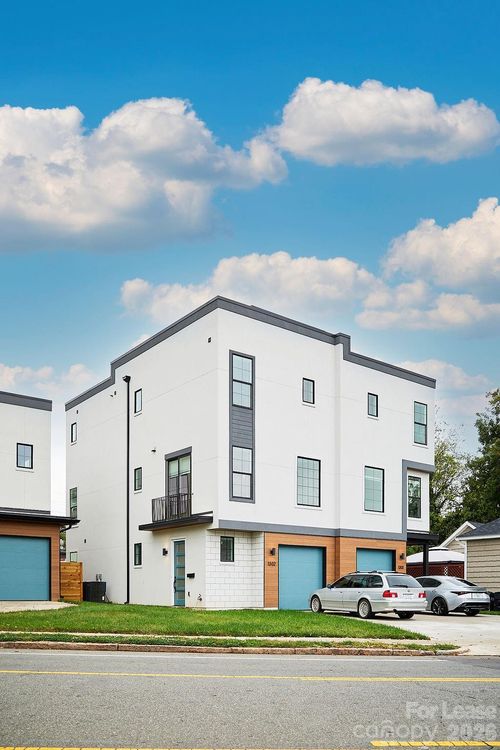 1300 E 10th St, Charlotte, NC, 28204-2051 | Card Image