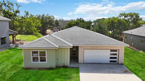 16 Summertime Cir, Wimberley, TX, 78676-2243 | Card Image