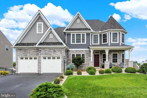 445 Hollyhock Dr, MANCHESTER, PA, 17345-9114 | Card Image