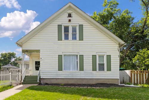 617 S 4th St, Aurora, IL, 60505-5140 | Card Image