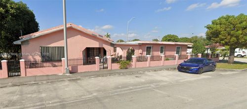 890 E 28th St, Hialeah, FL, 33013-3417 | Card Image