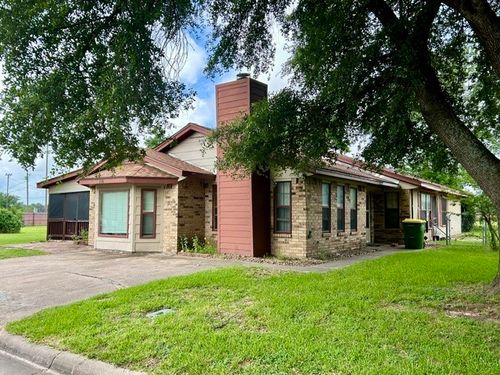 710 Cherry Dr, Groesbeck, TX, 76642-1146 | Card Image