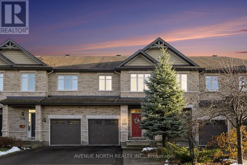 {{alt}} | Card Image