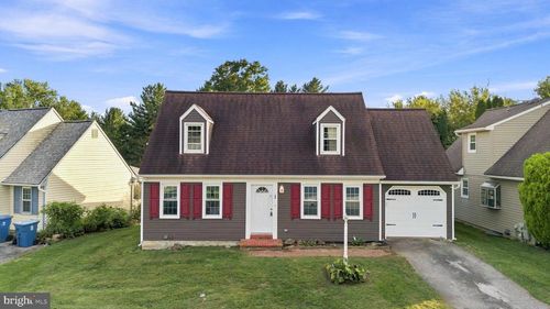 24 Wetherburn Dr, Downingtown, PA, 19335-3366 | Card Image