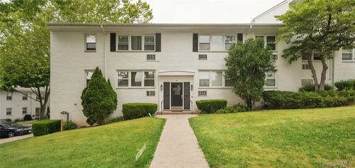 d-90 Avon Circle, Rye Town, NY, 10573 | Card Image