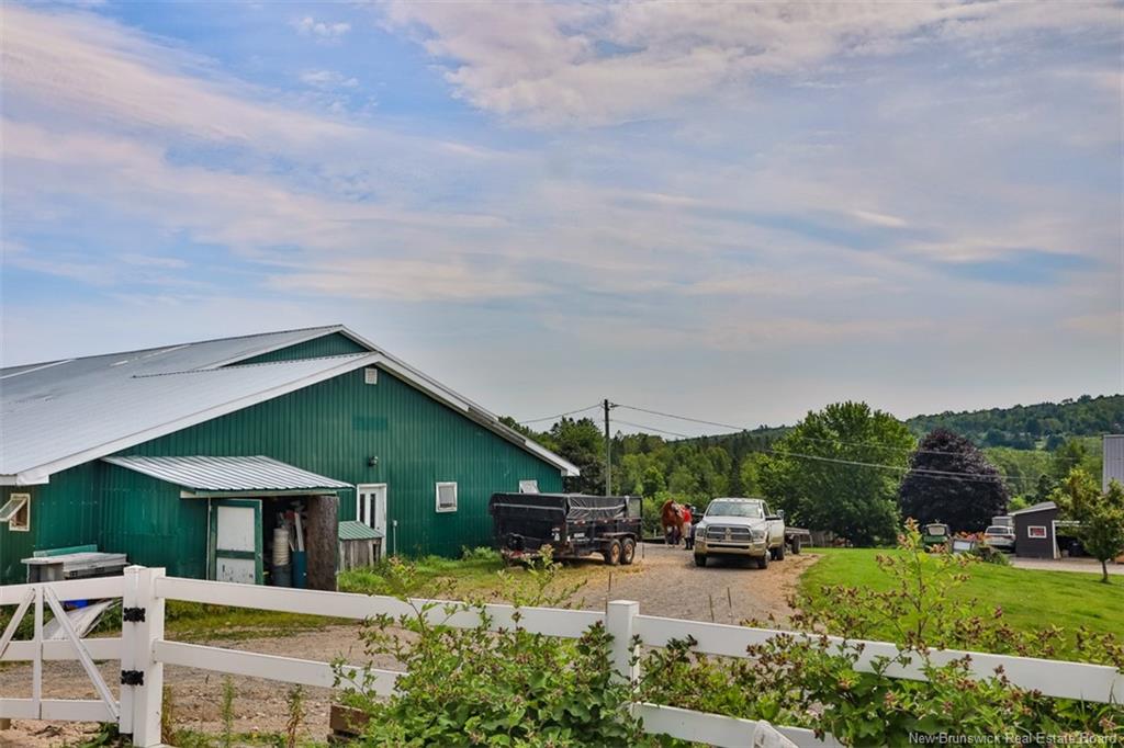 Farm in Estey's Bridge 3