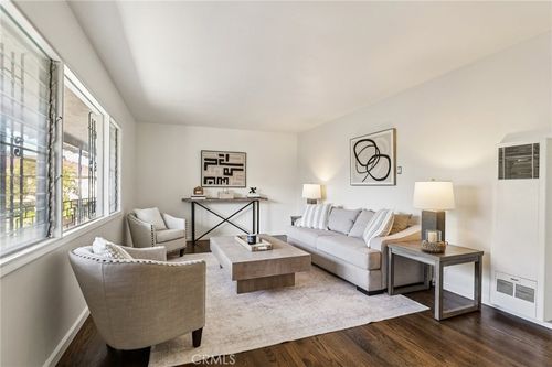 3-379 Wisconsin, Long Beach, CA, 90814 | Card Image