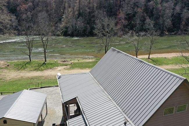 3550 Old River Ln, House other with 2 bedrooms, 2 bathrooms and 558 parking in Independence VA | Image 41