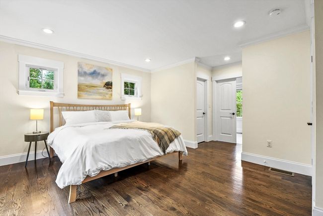54 Cushing St, House other with 3 bedrooms, 3 bathrooms and 6 parking in Hingham MA | Image 17