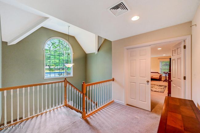 Upper Level | Image 40
