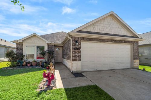 6819 Altadena Dr, Rosharon, TX, 77583-1626 | Card Image