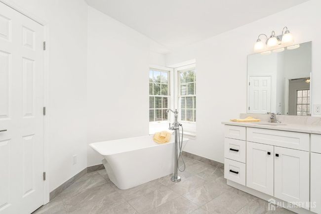 11 Bodine Dr, House other with 4 bedrooms, 3 bathrooms and null parking in Cranbury NJ | Image 24
