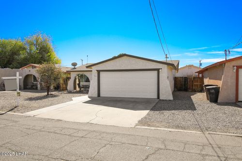 325 N Misty Ln, Parker, AZ, 85344-4119 | Card Image