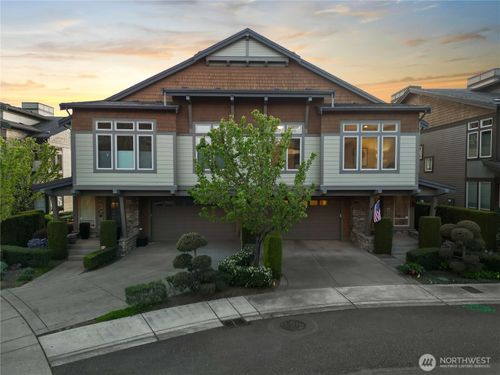 4255 Williams Ave N, Renton, WA, 98056-2172 | Card Image