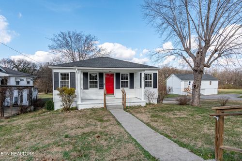 471 E Lincoln Rd, Alcoa, TN, 37701-2725 | Card Image