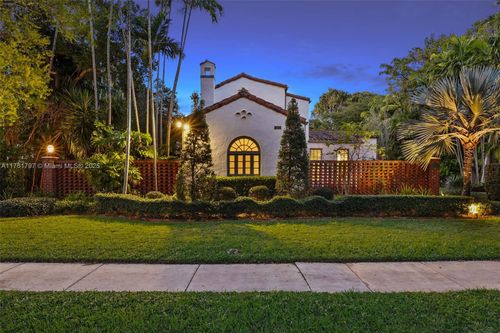341 Ne 92nd St, Miami Shores, FL, 33138-3133 | Card Image