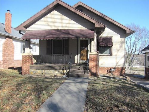 513 N Noyes Blvd, Saint Joseph, MO, 64501-2616 | Card Image