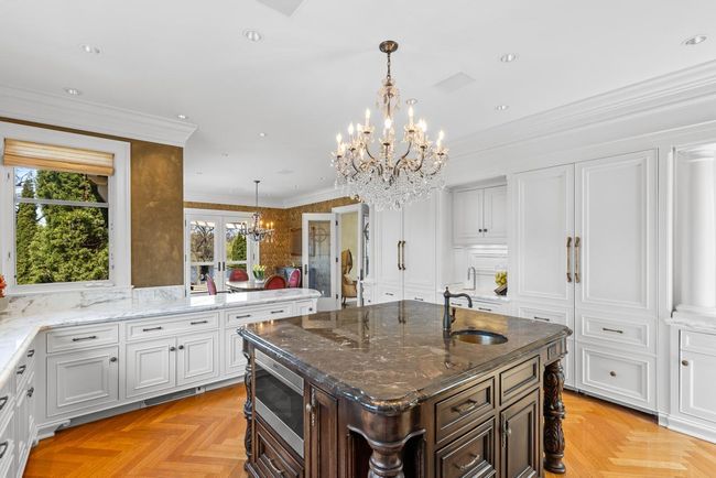 2427 E Lake Of The Isles Pkwy, House other with 4 bedrooms, 8 bathrooms and null parking in Minneapolis MN | Image 9