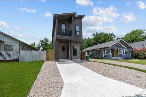 1334 N Center, San Antonio, TX, 78202 | Card Image