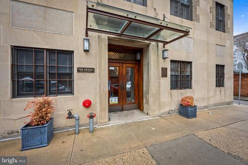 9-104 W Madison St, BALTIMORE, MD, 21201-4735 | Card Image