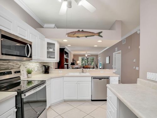 7611-2390 Bayou Lane, NAPLES, FL, 34112 | Card Image