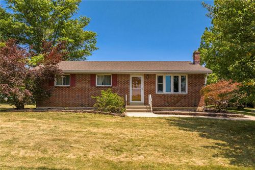10144 Dietrich Rd, Breinigsville, PA, 18031-1905 | Card Image