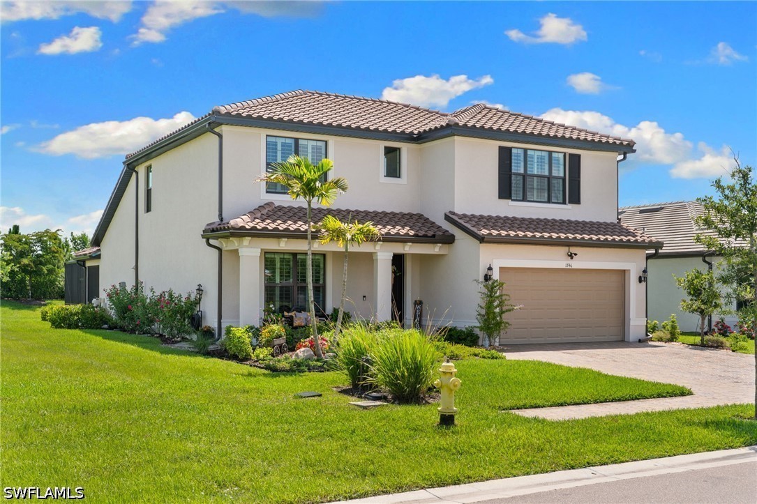 Residential in Naples 3