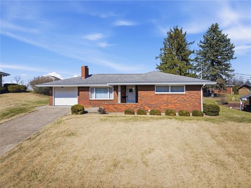 351 Ridge Ave, Monessen, PA, 15062-2423 | Card Image