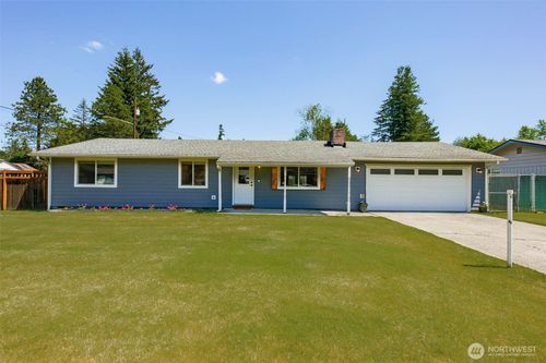 11925 36th Dr Ne, Marysville, WA, 98271-8432 | Card Image