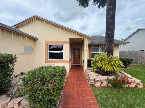0-13413 Sw 116th Ct, Miami, FL, 33176-8307 | Card Image
