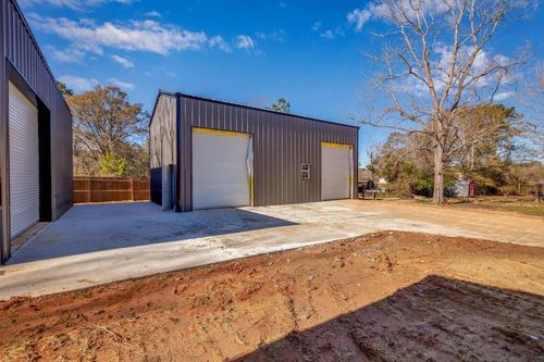 6 S Railroad Ave, Shepherd, TX, 77371 | Card Image
