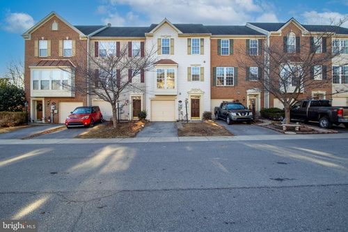 98 Lullwater Way, FALLING WATERS, WV, 25419-4312 | Card Image