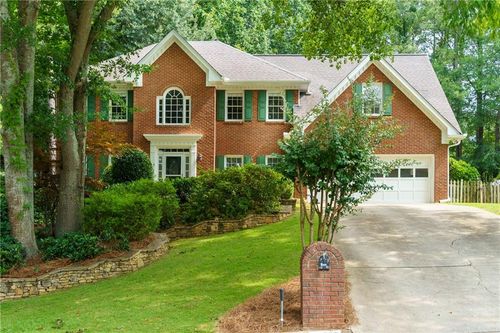 10785 Tuxford Dr, Alpharetta, GA, 30022-5731 | Card Image
