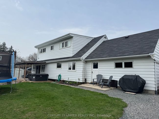 789 Parkhill Rd W, House other with 3 bedrooms, 3 bathrooms and 10 parking in Peterborough ON | Image 39