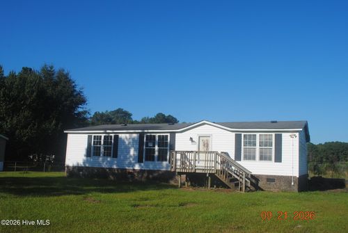 132 Cooper Road, Richlands, NC, 28574 | Card Image