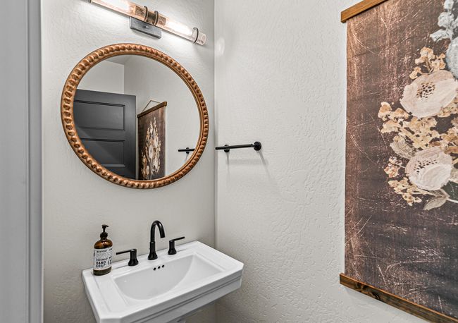 Half Bath | Image 26