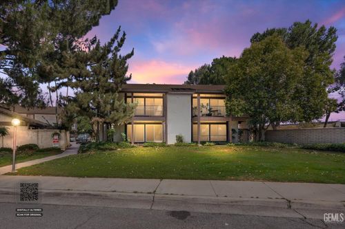 19-3333 El Encanto Court, Bakersfield, CA, 93301 | Card Image