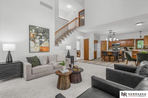 807 Forestview Cir, Bellevue, NE, 68005-2582 | Card Image