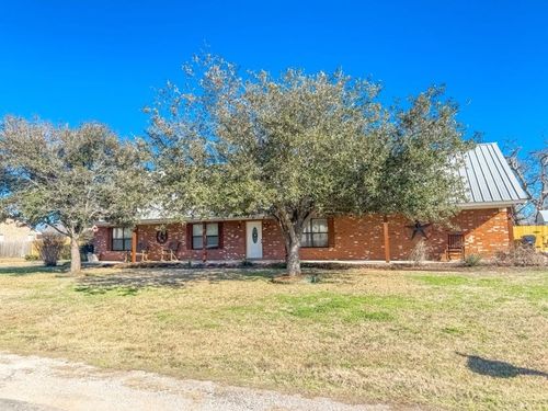 202 Nicholas Ln, Teague, TX, 75860-2522 | Card Image