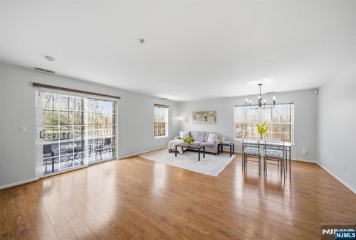 2903 Appleton Way, Whippany, NJ, 07981-1784 | Card Image