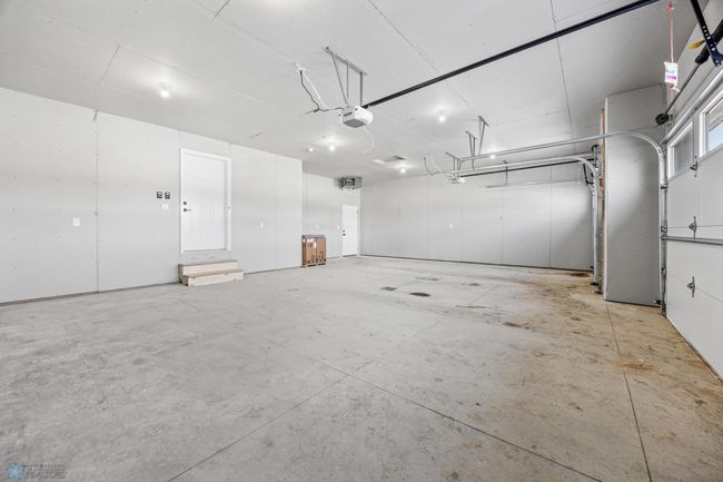 Garage Interior - Photos of a previous build | Image 31