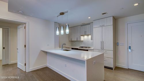 507-15 Morris Ave, Long Branch, NJ, 07740-3803 | Card Image