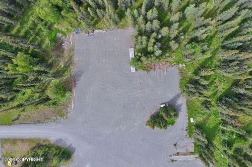 37201 Ohana Cir, Kenai, AK, 99611-5998 | Card Image