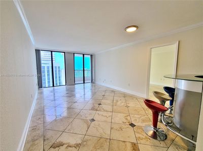 33D - 555 Ne 15th St, Condo with 1 bedrooms, 1 bathrooms and null parking in Miami FL | Image 3