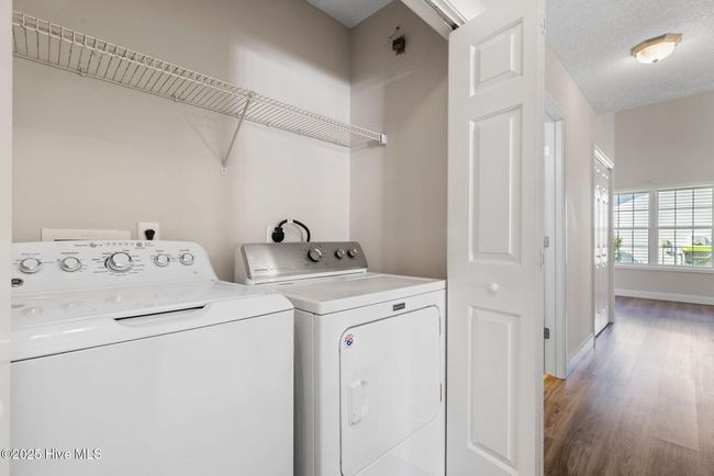 719 Oak Branches Close, House other with 3 bedrooms, 2 bathrooms and 1 parking in Belville NC | Image 28
