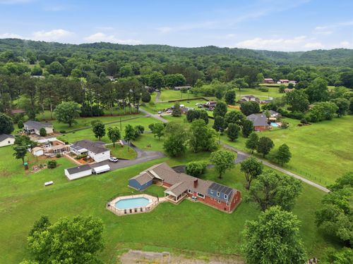 1108 Lakeview Dr, Ashland City, TN, 37015-5328 | Card Image